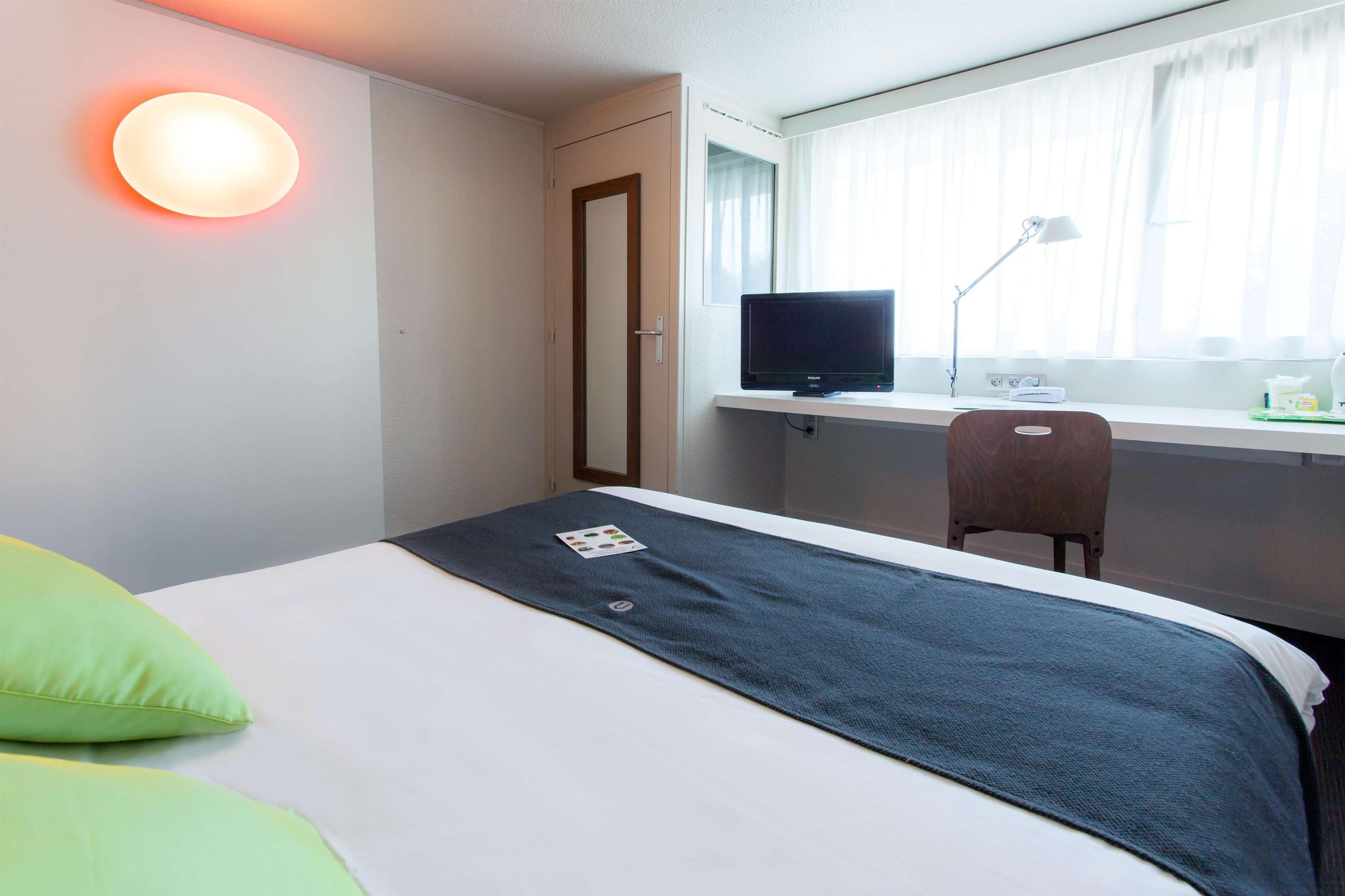 Campanile Saint-Malo ~ Saint-Jouan-Des-Guerets Hotel Buitenkant foto